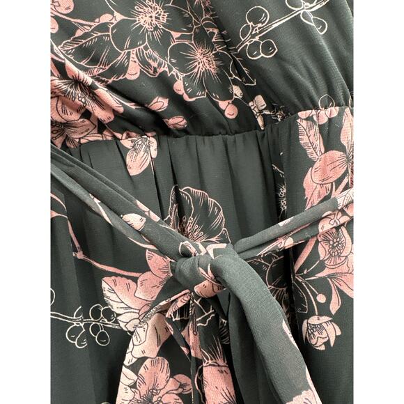 City Chic Bold Blossom Tiered Floral Maxi Dress Black Pink Size 16 - Picture 6 of 13